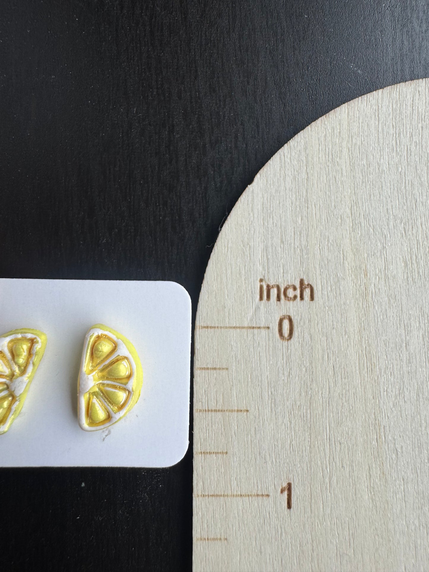 Fruit Stand: Lemon Wedge