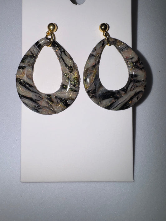Salt and Pepper: Big Hoop