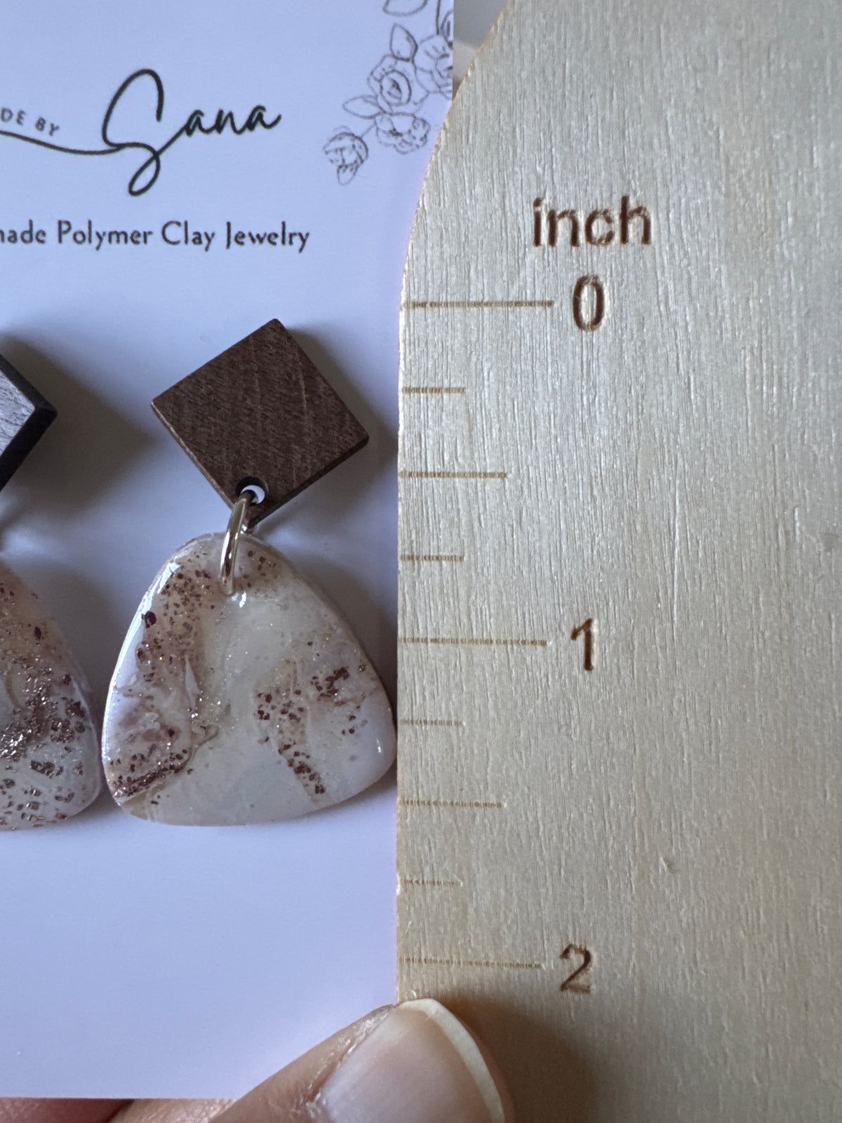 Earth & Ivory: Taupe