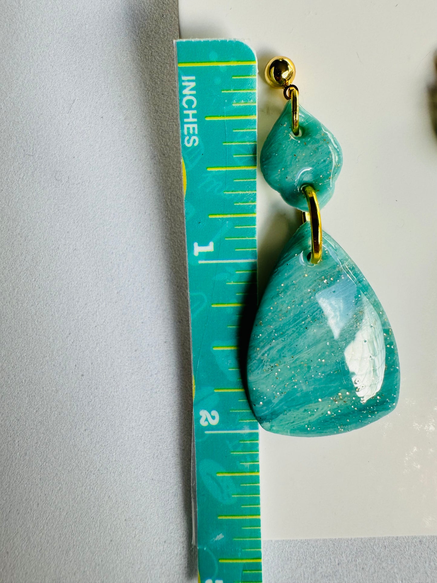 Ocean Waves: Turquoise