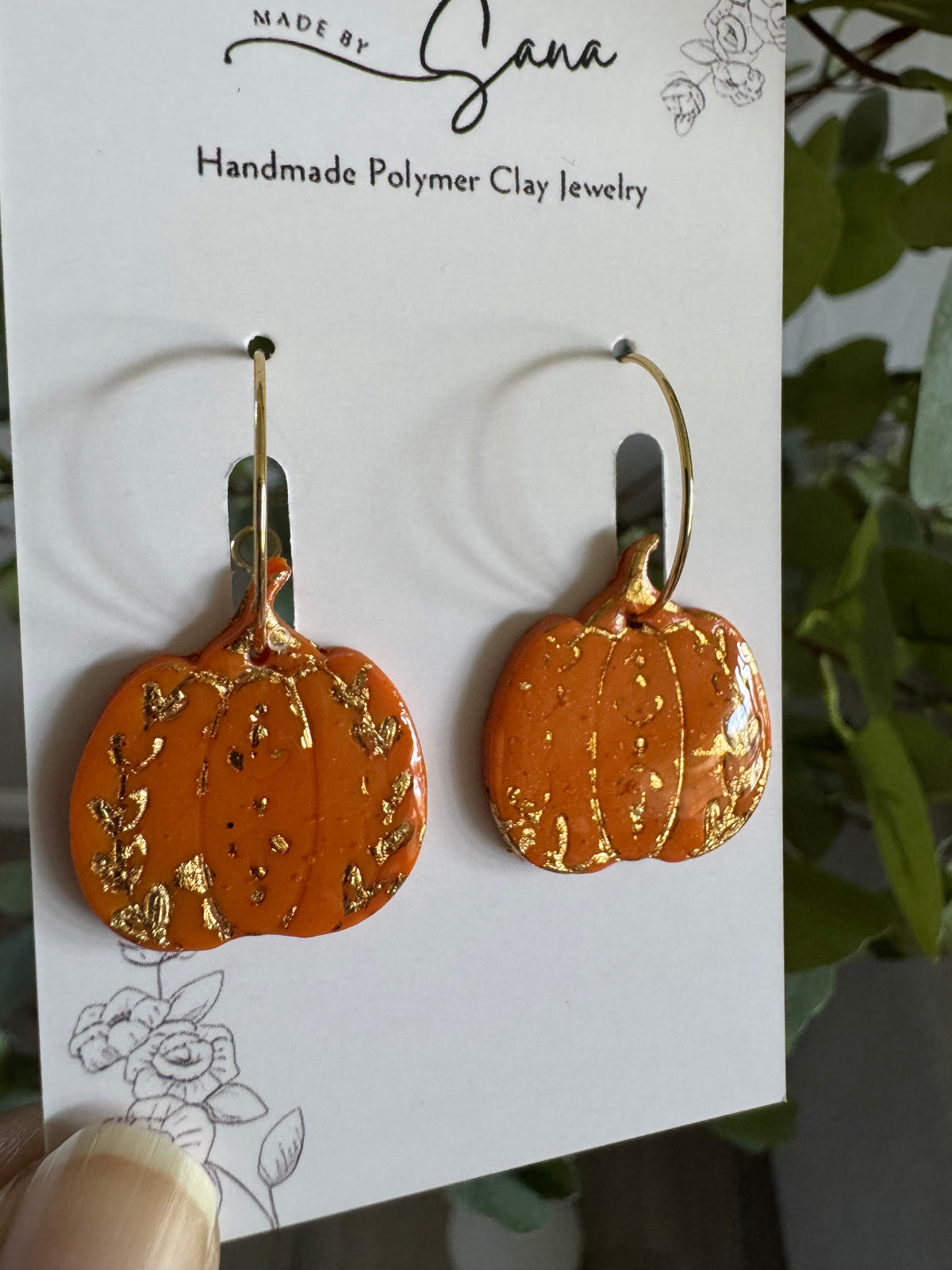 Halloween: Large Gold Pumpkins