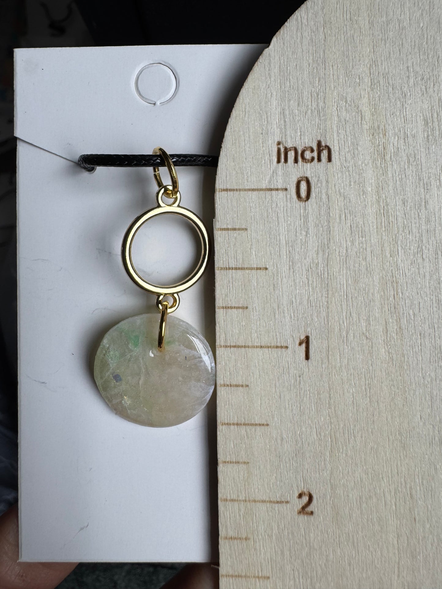 Opalescent Necklace: Circles